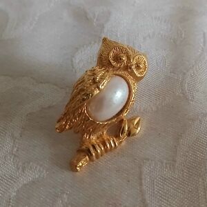 Gold Owl Brooch with Pearl Accent